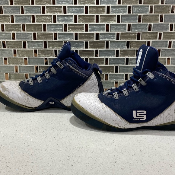 Nike Lebron 2008 - Picture 4 of 6